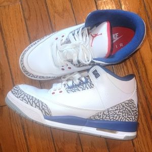 🚫SOLD🚫 Jordan True Blue Retro 3